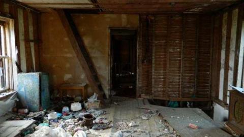 Big Old Grey In Grey County - Grey-Farmhouse16.jpg