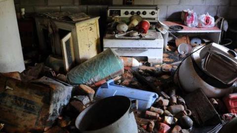 May 18 2013 - junk house 021.jpg