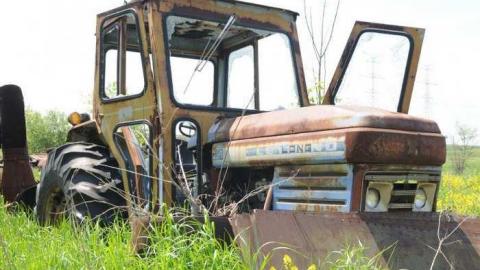 May 18 2013 - junk house 024.jpg