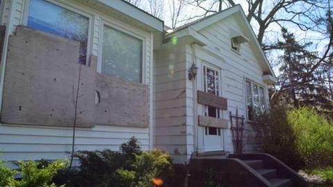 April/13 - House-on-the-Hill40.jpg