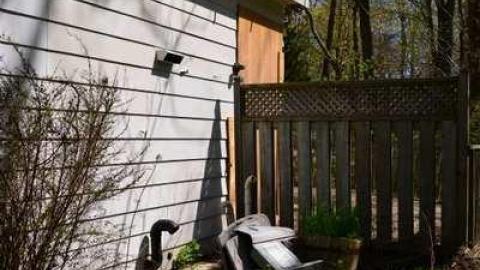 House on the Hill photo 2