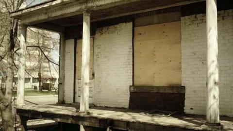 Shack - Donald--Vickers10.jpg