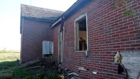 Red Grey - Breezes8.jpg