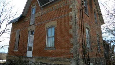 Thanks Glenn - Glenns-Hoarder-Farmhouse8.jpg