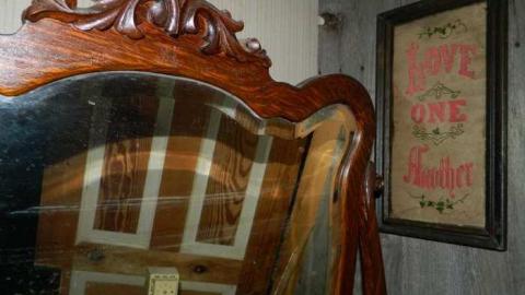 Thanks Glenn - Glenns-Hoarder-Farmhouse6.jpg