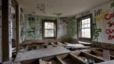 April 2013 - 7.1771.jpg