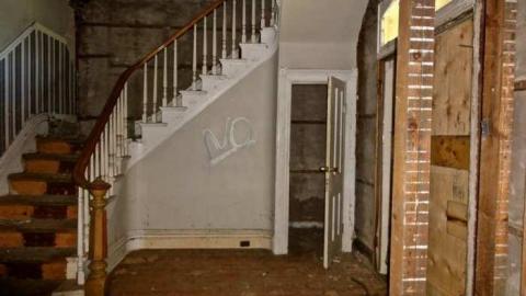 Darkness - 1470-Bronte-Road73.jpg