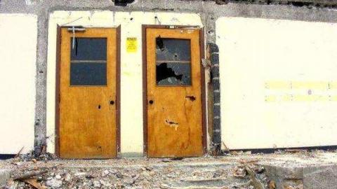 June 27, 2010 - Lively--George-Vanier-School2.jpg