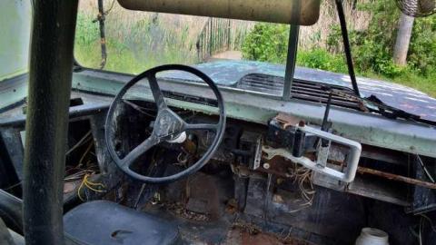 Hop on the Bus - DSC_1251.jpg