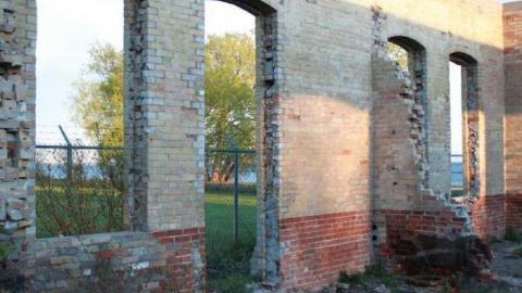 robs pics - Brick-Skeleton24.jpg