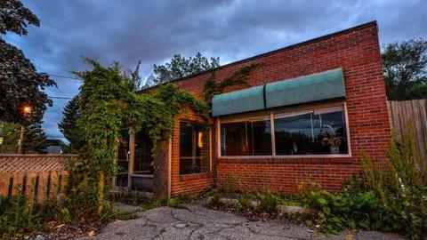 Photo from Hungry like a Horse