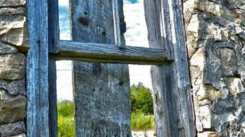 Viewers Discretion Advised - 5.jpg