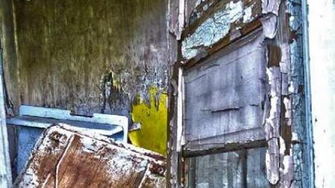 Viewers Discretion Advised - 11.jpg