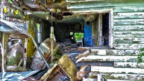 Viewers Discretion Advised - 12.jpg