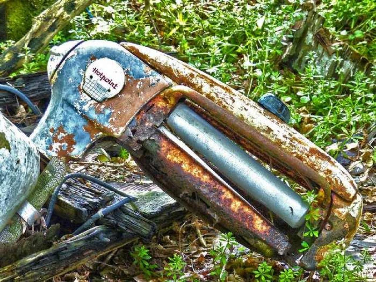 Viewers Discretion Advised - 21.jpg