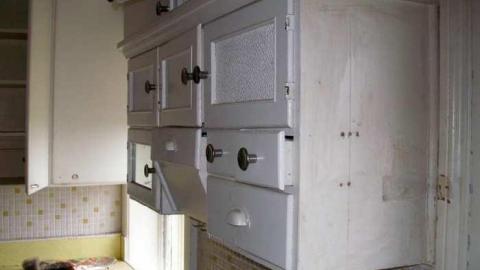 Some Stuff Stripped - Bradley-Ave.57.jpg