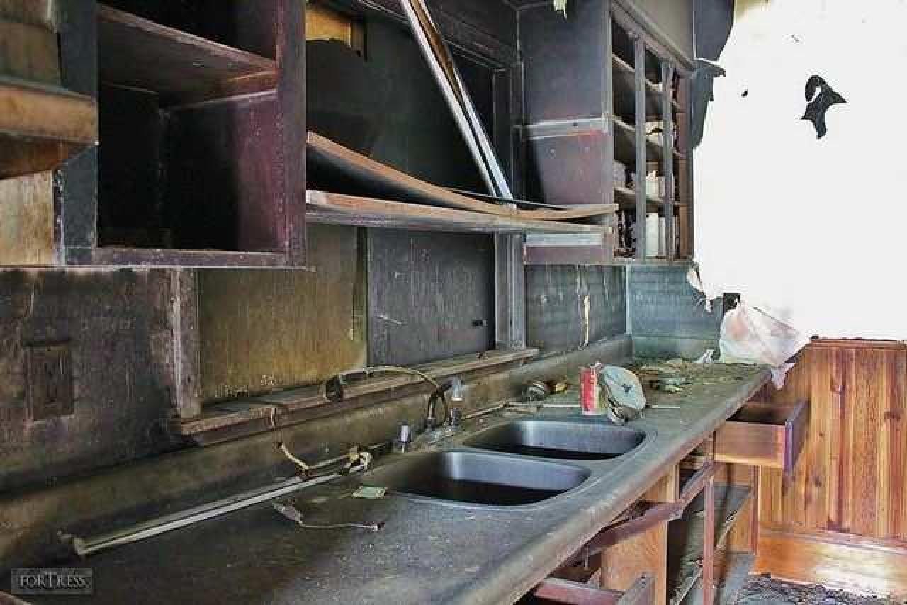 Coals for Eyes - Mudeye5.jpg