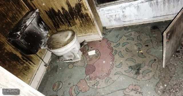 Coals for Eyes - Mudeye8.jpg