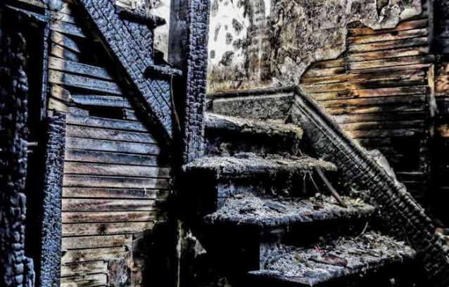 After the Inferno - 08 - IMG_1897b-4O.jpg