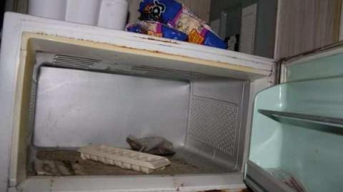 Abandoned house #2 - Abandoned-Edwards-House8.jpg