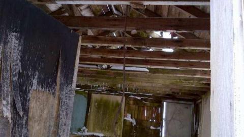 Across the road - Accross the road 05.jpg