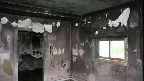 faces on the wall - 6.jpg