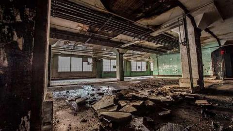 Rooftop to the Basement - The-Loblaw-Groceterias-Building11.jpg