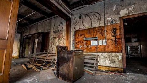 Rooftop to the Basement - The-Loblaw-Groceterias-Building13.jpg