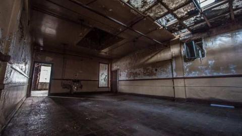 Rooftop to the Basement - The-Loblaw-Groceterias-Building16.jpg