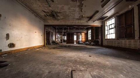 Rooftop to the Basement - The-Loblaw-Groceterias-Building17.jpg