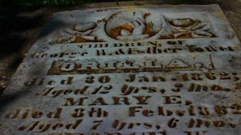 Hidden past - Walker-Pioneer-Cemetery12.jpg