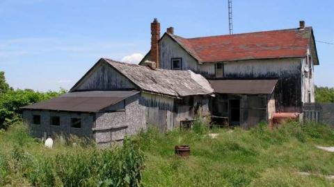 1876 At Least - P6202292.jpg