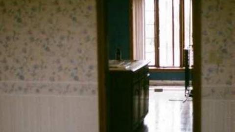 May 2013 - Beautiful-Fanshawe-House4.jpg