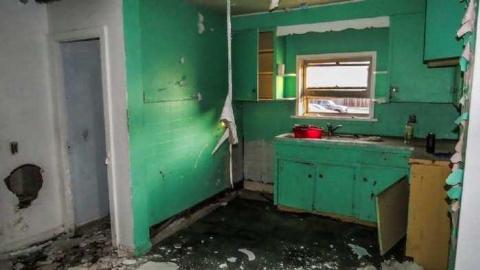 Shadow of the Skylon - 09b - IMG_3346-5O.jpg