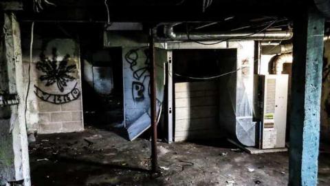 Shadow of the Skylon - 22 - IMG_3380-3O.jpg