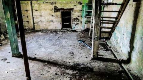 Shadow of the Skylon - 25 - IMG_3391-3XO.jpg