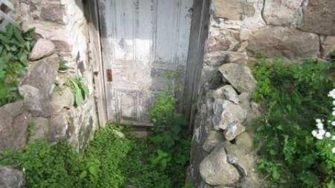 Mitchell Empty House - Empty-Mitchell-House1.jpg