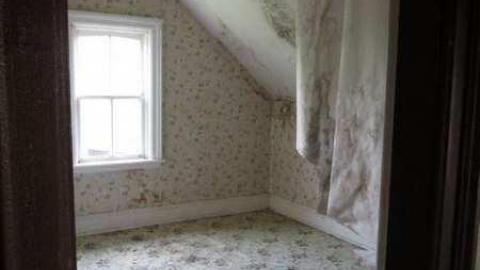 Mitchell Empty House - Empty-Mitchell-House11.jpg