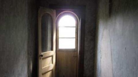 Mitchell Empty House - Empty-Mitchell-House12.jpg