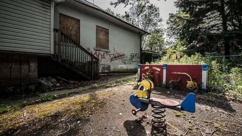 Recessed  - nursery lakeshoreSMLG-4811.jpg