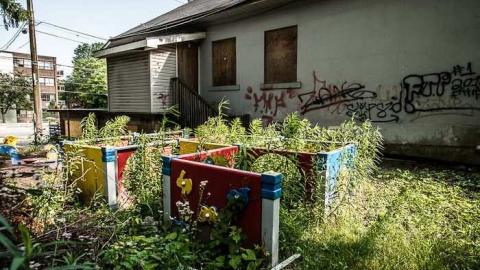 Recessed  - nursery lakeshoreSMLG-4813.jpg