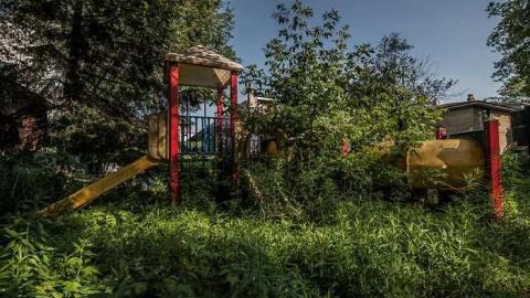 Recessed  - nursery lakeshoreSMLG-4821.jpg