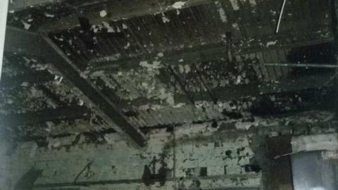 Old gas station - Creepy-Little-Gas-Station8.jpg