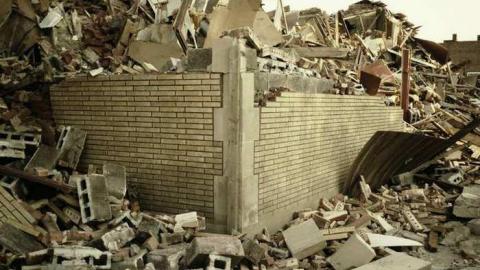 Empire falls - The-Empire-Hotel21.jpg