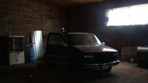 Barn - Strawberry-Home,-Barn-and-More4.jpg