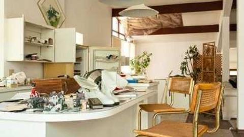 May '13 - Abandoned-Cat-Lady-House150.jpg