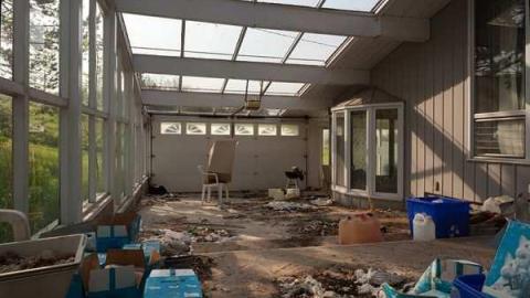 May '13 - Abandoned-Cat-Lady-House170.jpg