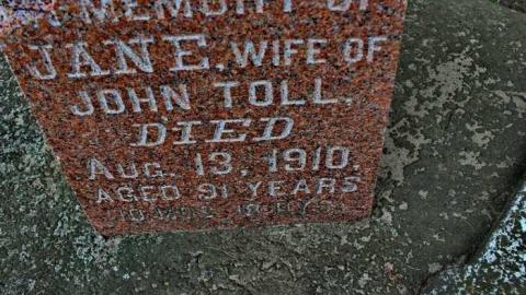 friends of the Shewburgs - Scane-Pioneer-Cemetery4.jpg