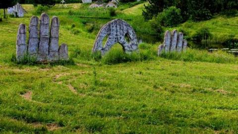 RUN FOR YOUR LIVES - The-Screaming-Heads27.jpg