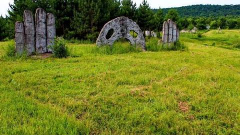 RUN FOR YOUR LIVES - The-Screaming-Heads17.jpg